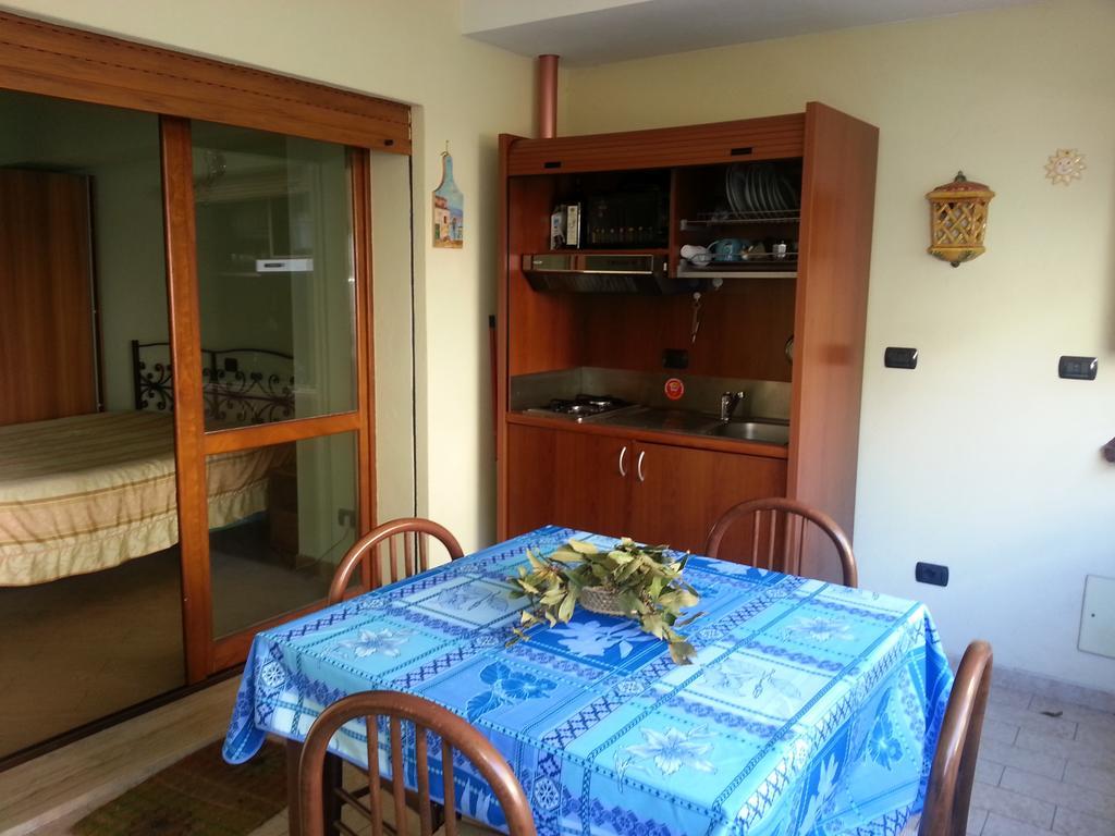Reggio Central House Low Cost Per 4 Reggio di Calabria Buitenkant foto