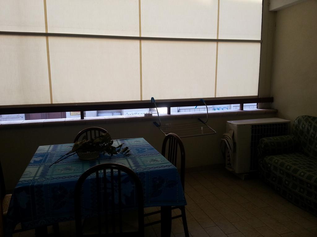 Reggio Central House Low Cost Per 4 Reggio di Calabria Buitenkant foto
