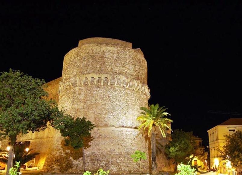 Reggio Central House Low Cost Per 4 Reggio di Calabria Buitenkant foto