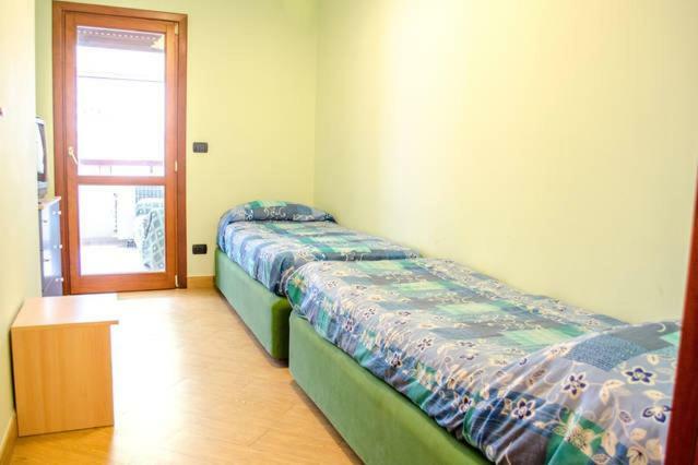 Reggio Central House Low Cost Per 4 Reggio di Calabria Buitenkant foto